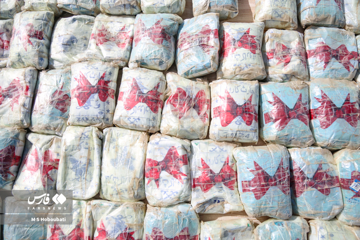کشف یک تُن مخدر «شیشه» در یزد