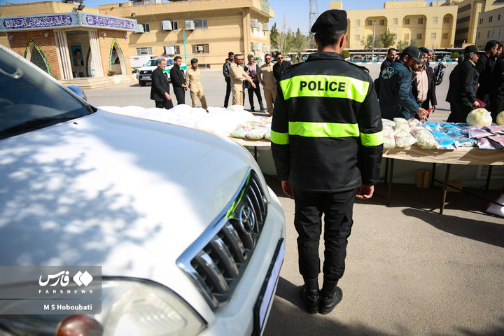 کشف یک تُن مخدر «شیشه» در یزد