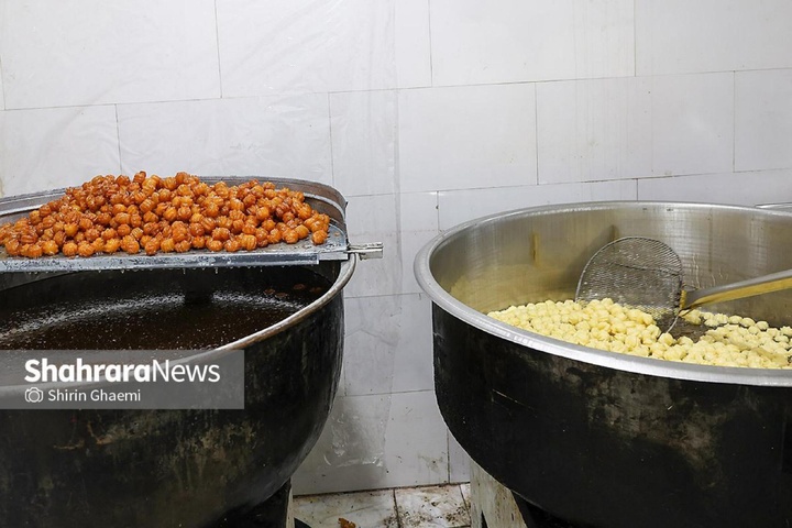 کارگاه پخت زولبیا و بامیه در ماه مبارک رمضان