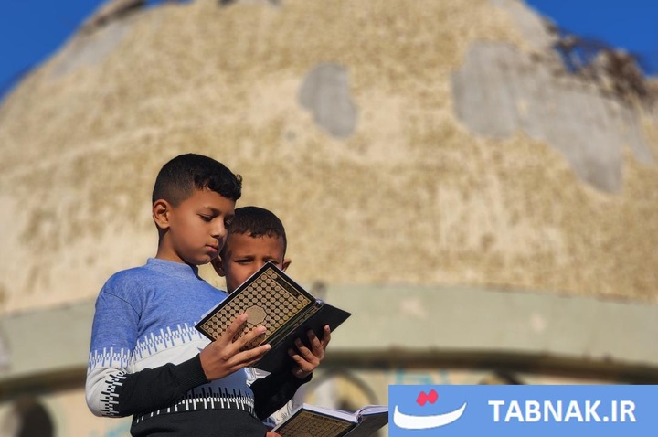 تلاوت قرآن میان ویرانه‌های غزه