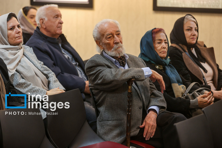 پاسداشت و تکریم هنرمندان پیشکسوت