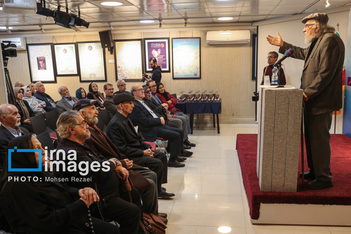 پاسداشت و تکریم هنرمندان پیشکسوت