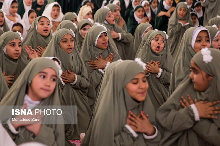 ضیافت افطار در حرم مطهر رضوی