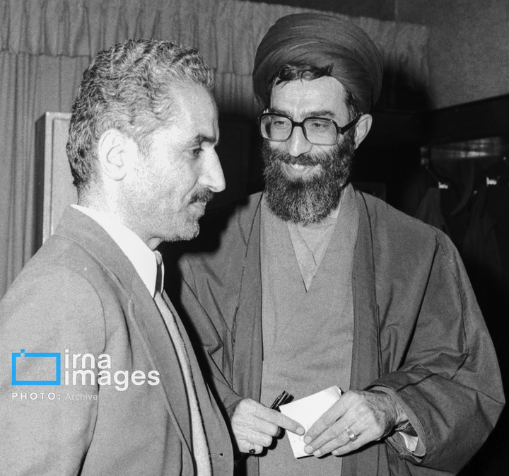 رهبر انقلاب در دوران تصدی شورای عالی دفاع ملی (۱۳۵۸ - ۱۳۶۰)