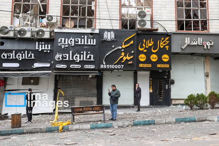 حمله هوایی به میدان نیلوفر تهران