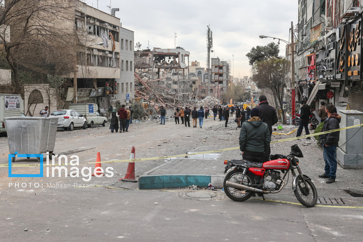 حمله هوایی به میدان نیلوفر تهران