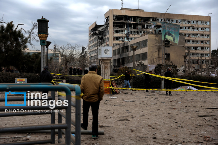 آثار حملات هوایی شب گذشته به منطقه ۱۵ خرداد