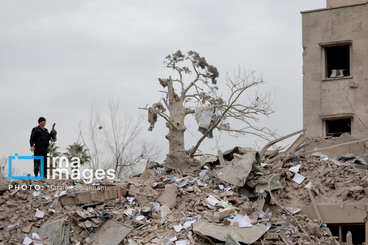 آثار حملات هوایی شب گذشته به منطقه ۱۵ خرداد