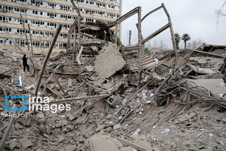 آثار حملات هوایی شب گذشته به منطقه ۱۵ خرداد