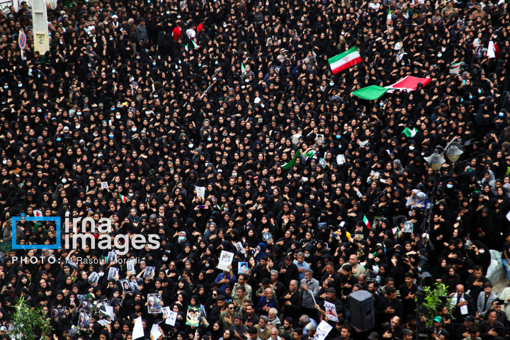 تشییع پیکر شهدای مدرسه میناب