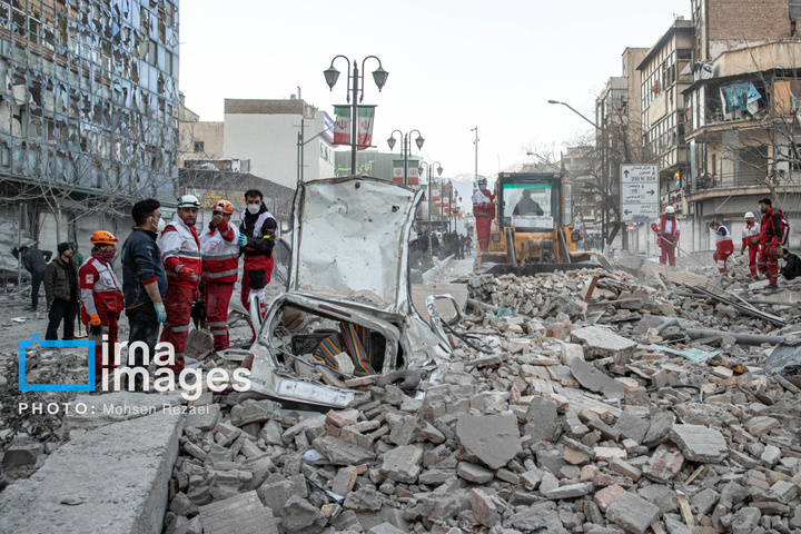 حمله هوایی به خیابان کارگر جنوبی تهران