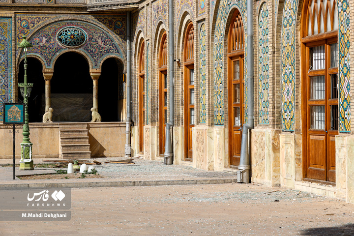 آثار تجاوز هوایی به کاخ گلستان