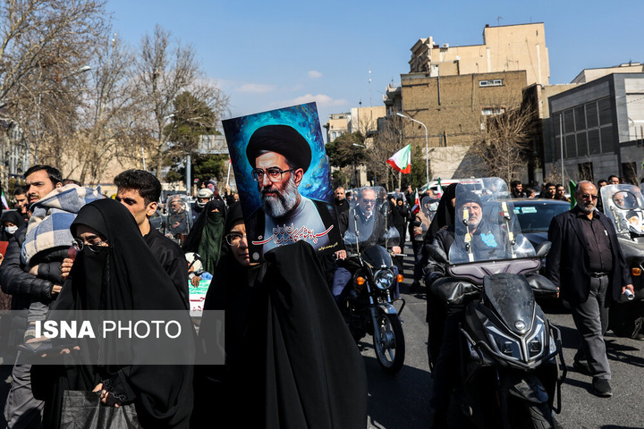 راهپیمایی مردم تهران در اعلام انزجار از جنایات آمریکا و رژیم صهیونیستی