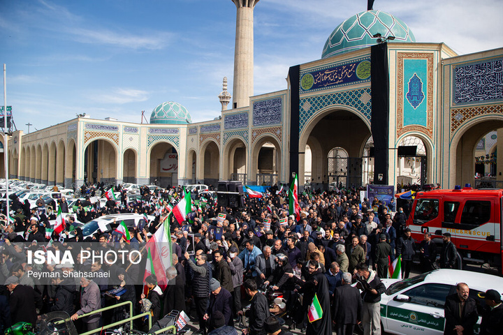 راهپیمایی مردم اصفهان در انزجار از جنایات آمریکا و رژیم صهیونیستی