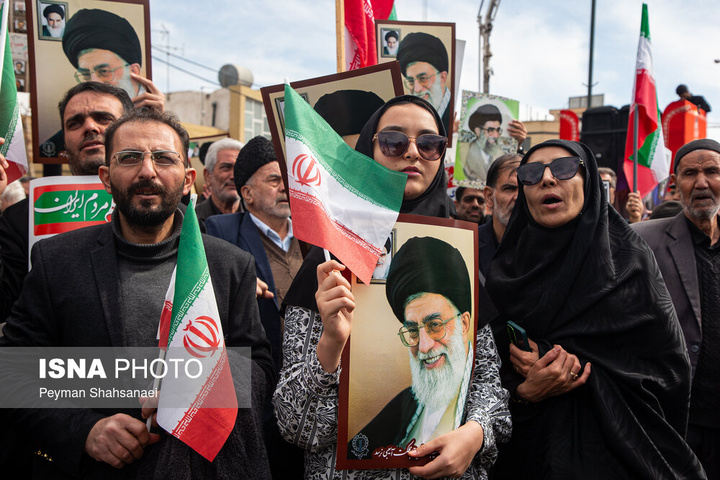 راهپیمایی مردم اصفهان در انزجار از جنایات آمریکا و رژیم صهیونیستی