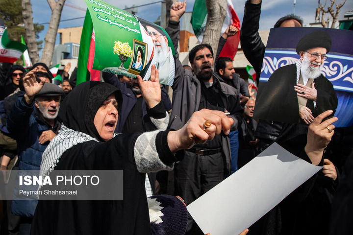 راهپیمایی مردم اصفهان در انزجار از جنایات آمریکا و رژیم صهیونیستی