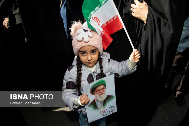 راهپیمایی مردم اصفهان در انزجار از جنایات آمریکا و رژیم صهیونیستی