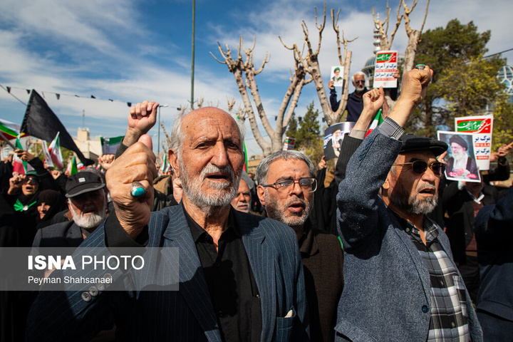 راهپیمایی مردم اصفهان در انزجار از جنایات آمریکا و رژیم صهیونیستی