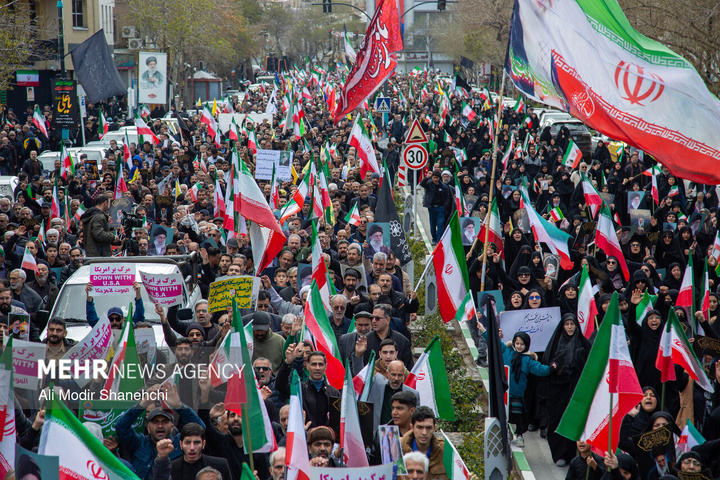 راهپیمایی مردم ایران در محکومیت حملات آمریکایی - صهیونیستی