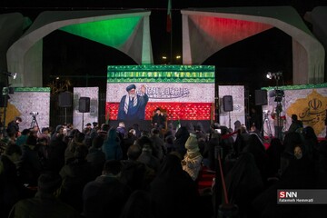 هفتمین شب اجتماع مردم تهران در سوگ رهبر شهید انقلاب