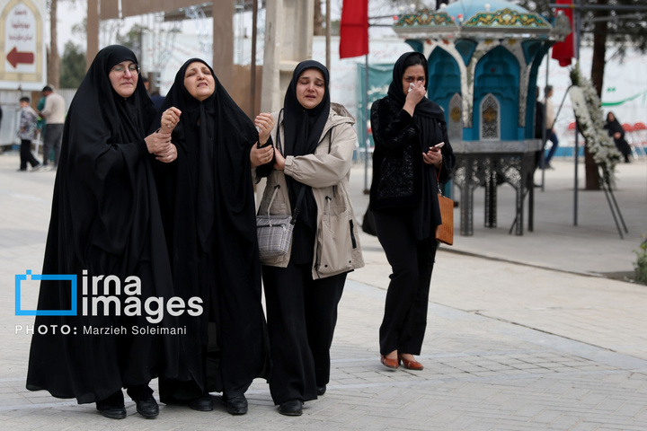 تدفین پیکر شهدای حملات آمریکا و رژیم صهیونیستی در بهشت زهرا (س)