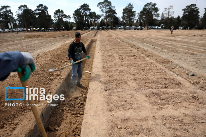 تدفین پیکر شهدای حملات آمریکا و رژیم صهیونیستی در بهشت زهرا (س)