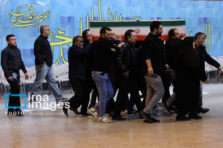 تدفین پیکر شهدای حملات آمریکا و رژیم صهیونیستی در بهشت زهرا (س)