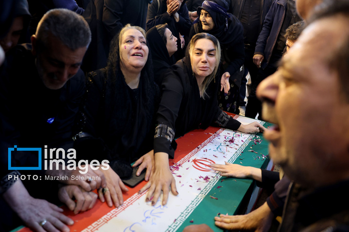 تدفین پیکر شهدای حملات آمریکا و رژیم صهیونیستی در بهشت زهرا (س)