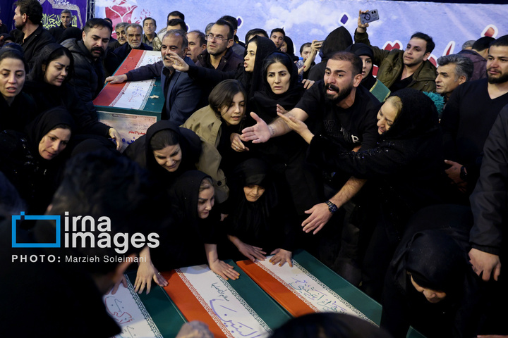 تدفین پیکر شهدای حملات آمریکا و رژیم صهیونیستی در بهشت زهرا (س)