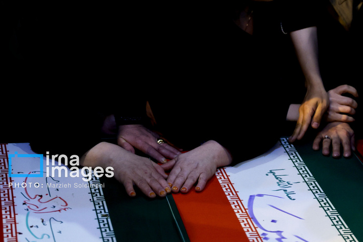 تدفین پیکر شهدای حملات آمریکا و رژیم صهیونیستی در بهشت زهرا (س)