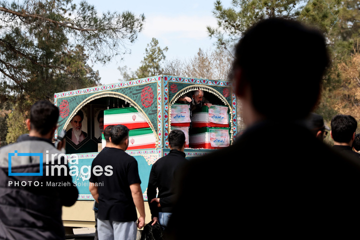 تدفین پیکر شهدای حملات آمریکا و رژیم صهیونیستی در بهشت زهرا (س)