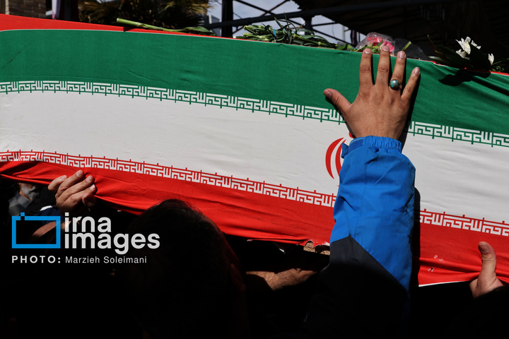 تدفین پیکر شهدای حملات آمریکا و رژیم صهیونیستی در بهشت زهرا (س)