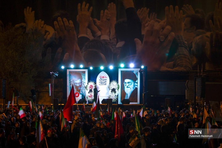 هفتمین شب اجتماع مردم تهران در سوگ رهبر شهید انقلاب