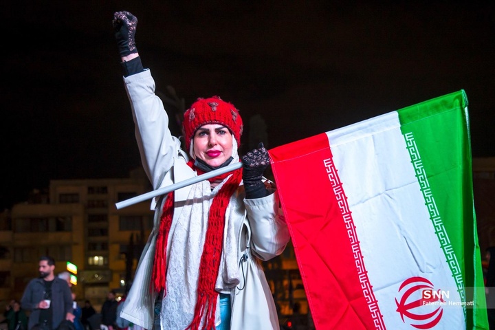 هفتمین شب اجتماع مردم تهران در سوگ رهبر شهید انقلاب