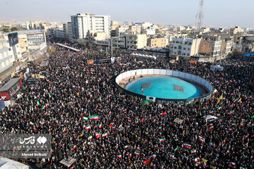 بیعت مردم تهران با سومین رهبر انقلاب
