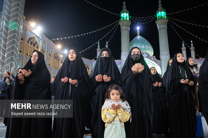 اجتماع دانش آموزان آران وبیدگل در محکومیت تجاوز آمریکا ورژیم صهیونیستی