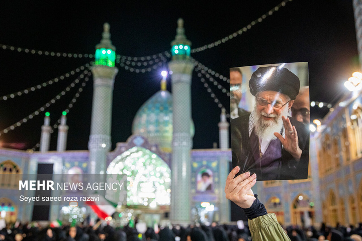 اجتماع دانش آموزان آران وبیدگل در محکومیت تجاوز آمریکا ورژیم صهیونیستی