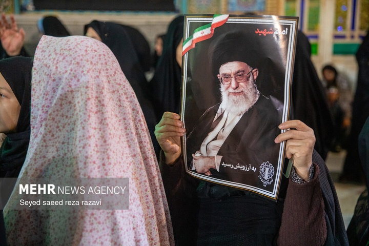 اجتماع دانش آموزان آران وبیدگل در محکومیت تجاوز آمریکا ورژیم صهیونیستی