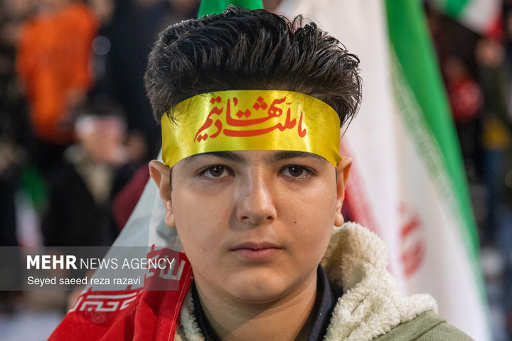 اجتماع دانش آموزان آران وبیدگل در محکومیت تجاوز آمریکا ورژیم صهیونیستی