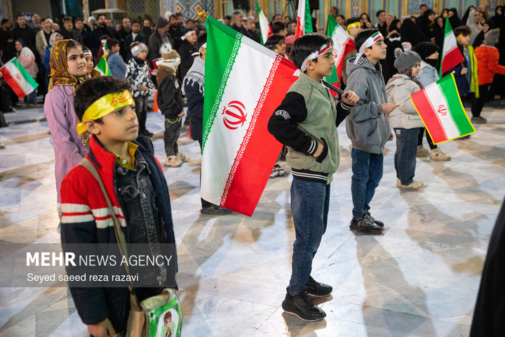 اجتماع دانش آموزان آران وبیدگل در محکومیت تجاوز آمریکا ورژیم صهیونیستی