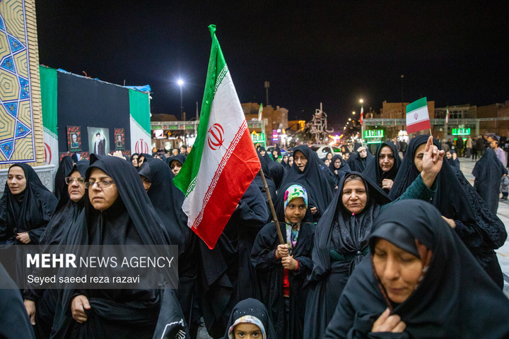 اجتماع دانش آموزان آران وبیدگل در محکومیت تجاوز آمریکا ورژیم صهیونیستی