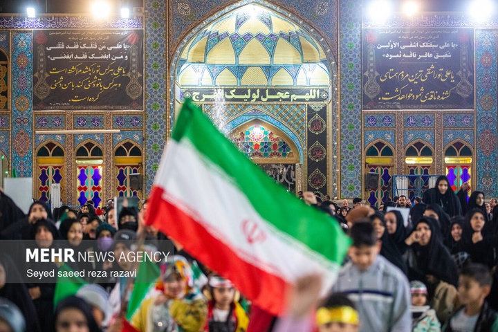 اجتماع دانش آموزان آران وبیدگل در محکومیت تجاوز آمریکا ورژیم صهیونیستی