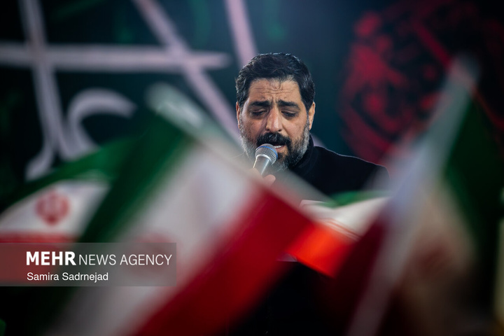 احیای شب نوزدهم ماه مبارک رمضان در میدان باغ‌فیض تهران