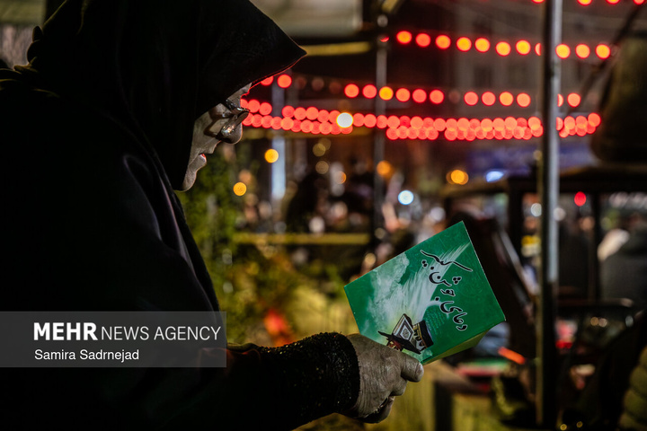 احیای شب نوزدهم ماه مبارک رمضان در میدان باغ‌فیض تهران