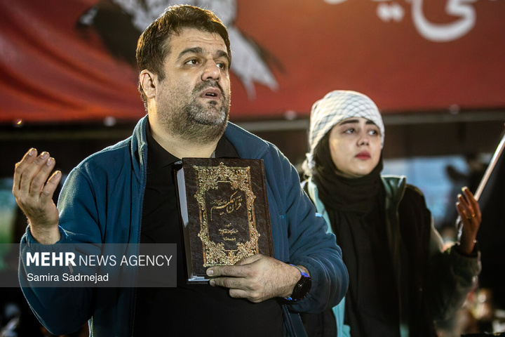 احیای شب نوزدهم ماه مبارک رمضان در میدان باغ‌فیض تهران