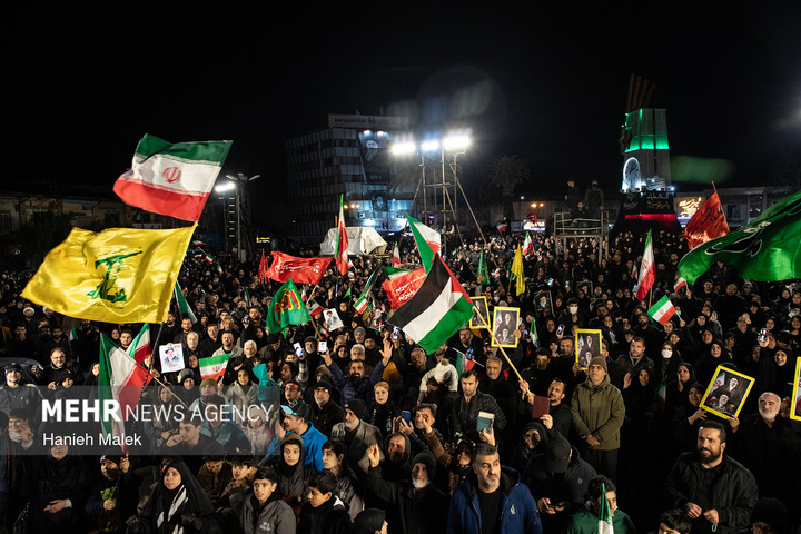 بیعت مردم سراسر کشور با سومین رهبر انقلاب اسلامی