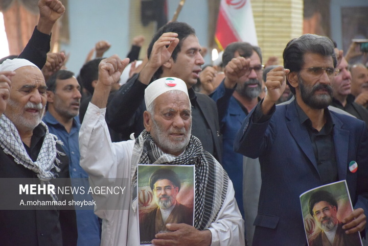 بیعت مردم سراسر کشور با سومین رهبر انقلاب اسلامی