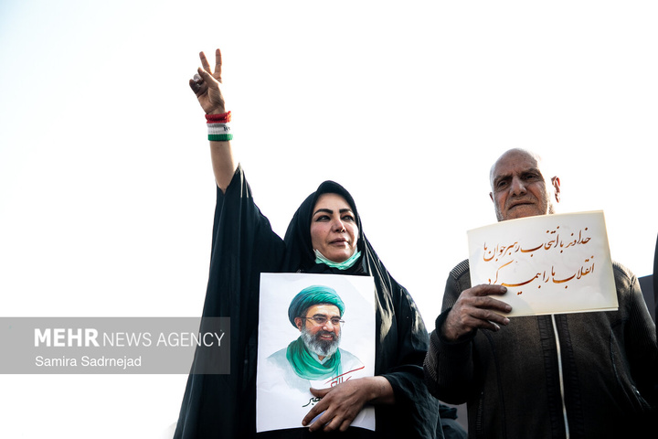 بیعت مردم سراسر کشور با سومین رهبر انقلاب اسلامی