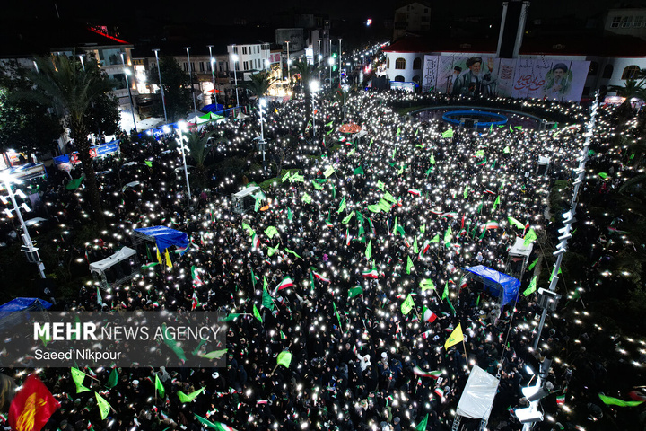 بیعت مردم سراسر کشور با سومین رهبر انقلاب اسلامی