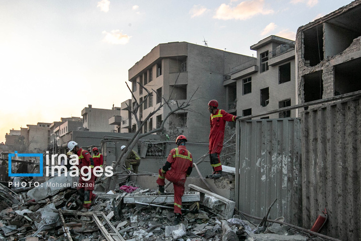 حمله هوایی به منازل مسکونی در تهران